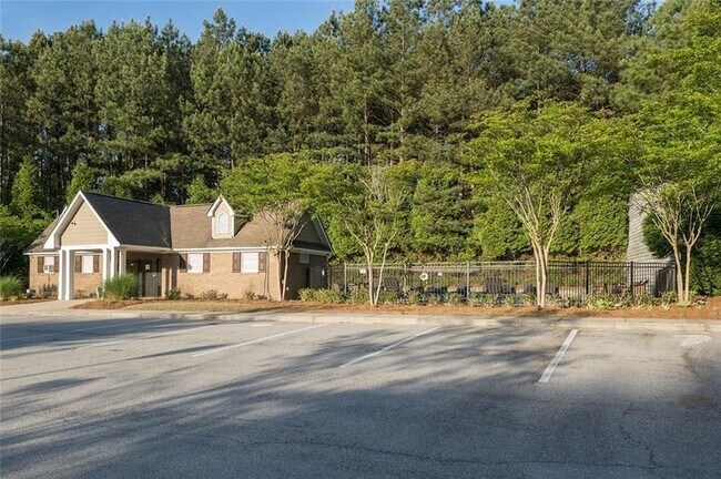 Building Photo - 2341 Attewood Dr