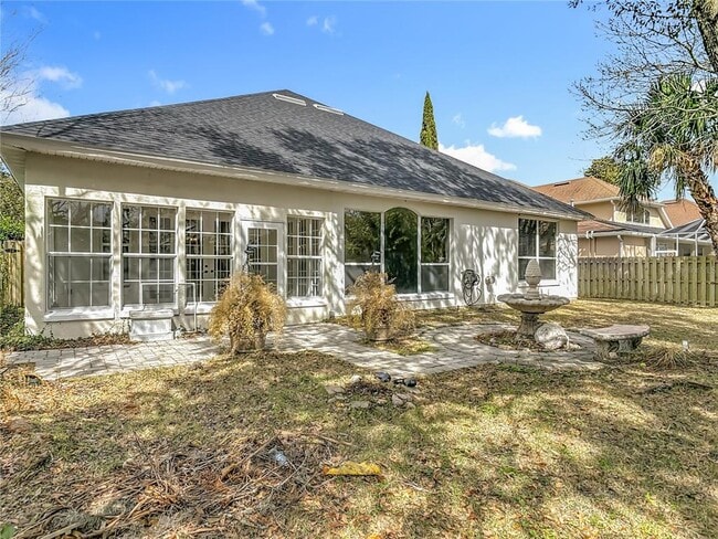 Building Photo - 6 Lionshead Dr