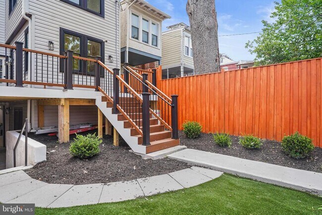 Building Photo - 4212 7th St NW