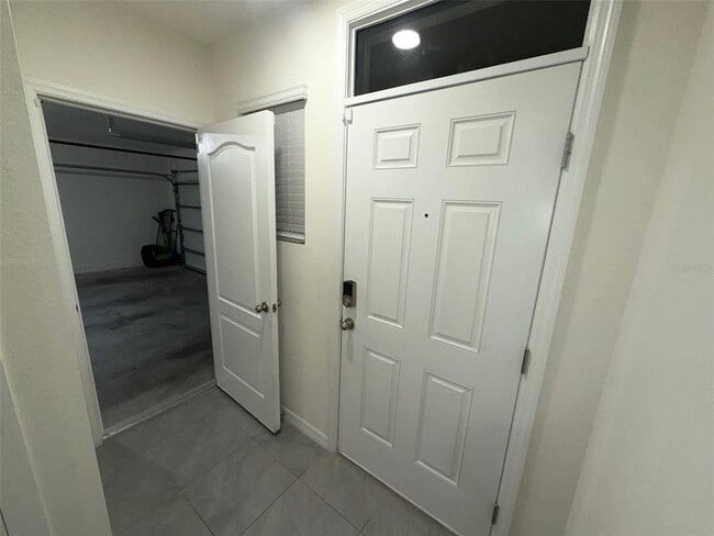 Building Photo - 1329 Derry Ave