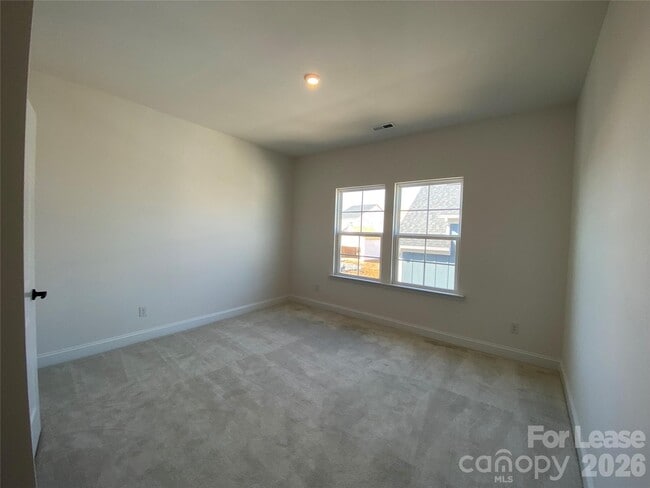 Building Photo - 4016 Hickory Pl Ln