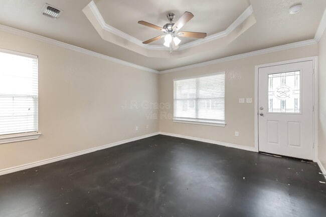 Building Photo - 780 Rocky Rdg