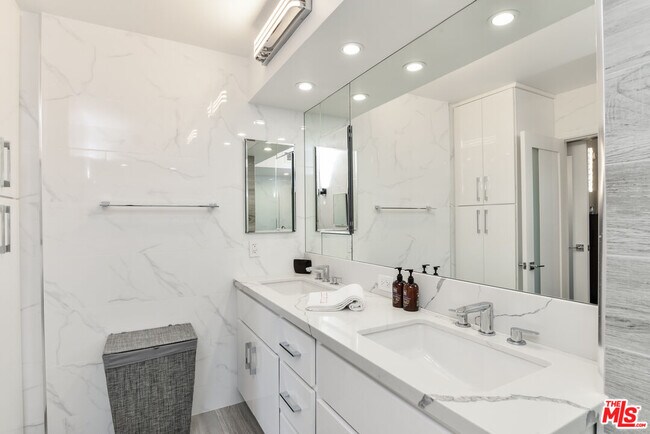 Building Photo - 201 Ocean Ave