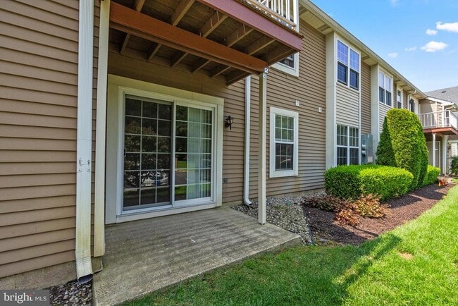 Building Photo - 1201A Ralston Dr