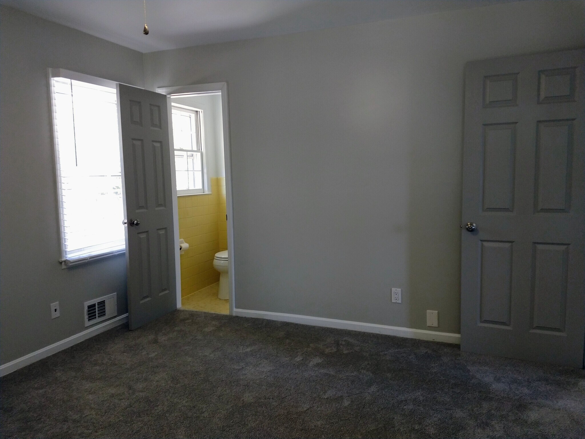 Master bedroom with ceiling fan - 6457 Peacock Blvd