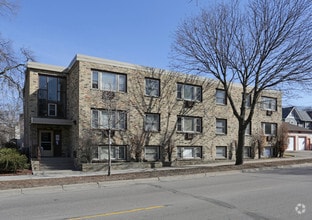 Building Photo - 424 West 24th Street