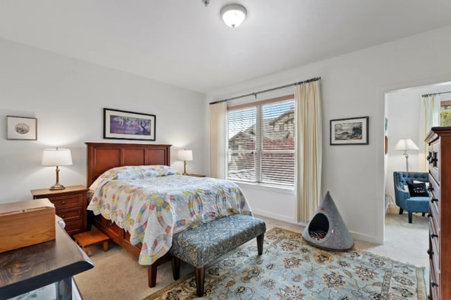 Building Photo - 6310 Locarno Dr