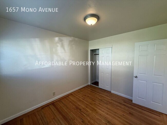 Building Photo - 1657 Mono Ave