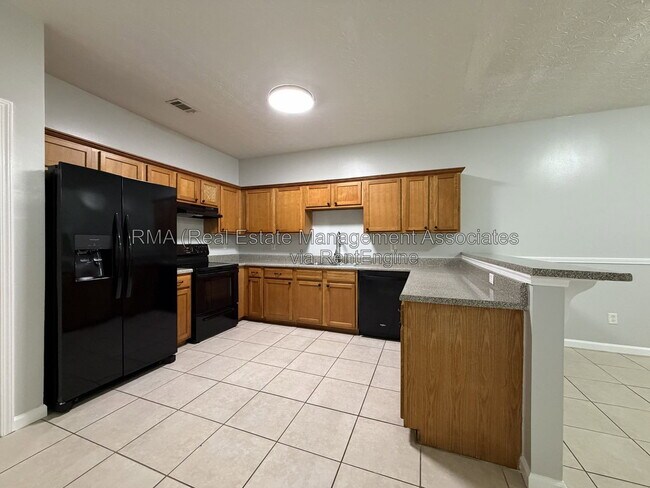 Building Photo - 1724 Carrington Dr