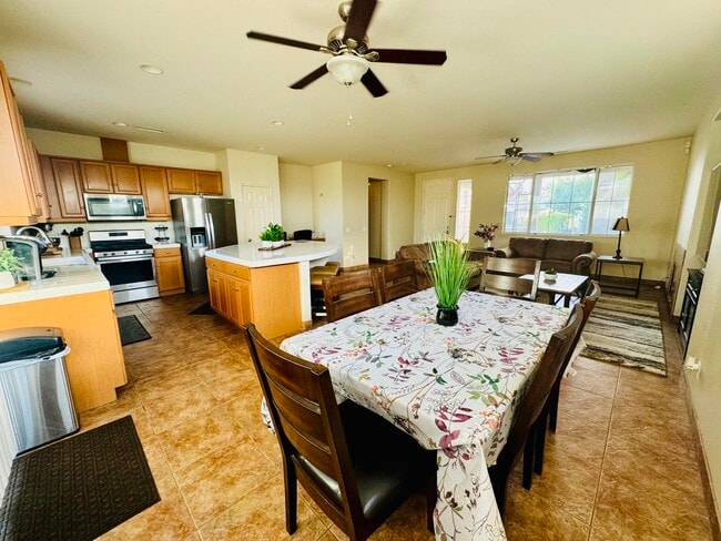 Building Photo - 47398 Manteca Ct