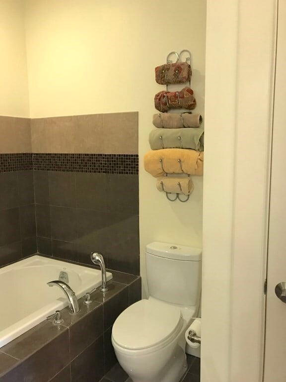 Building Photo - 55 Magazine St