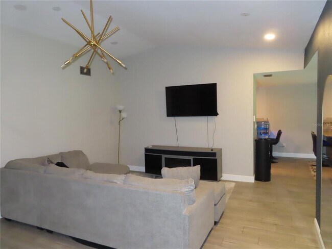 Building Photo - 28524 Twinbrook Ln