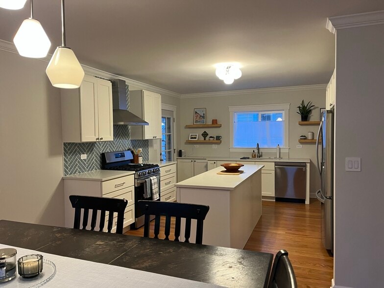 Building Photo - 1034 Chestnut St