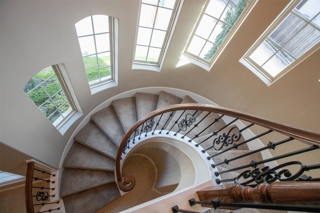 Building Photo - 13403 Preston Cliff Ct