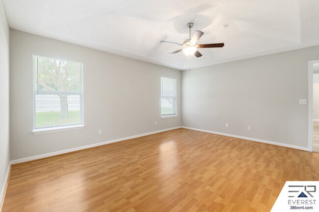 Building Photo - 24 Pittwick Ln
