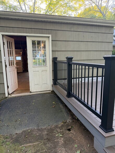 BACK ENTRANCE TO GARAGE - 169 Brooksite Dr