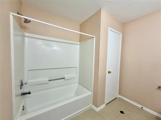 Building Photo - 7409 Cresswell Dr