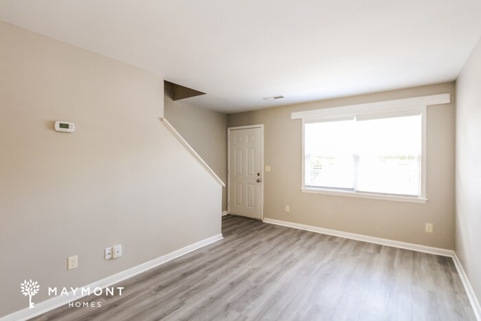 Building Photo - 821 Von Kolnitz Rd