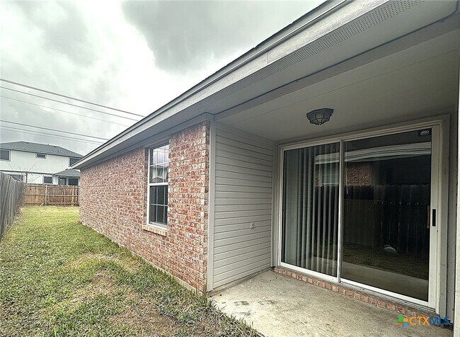 Building Photo - 4807 Auburn Dr