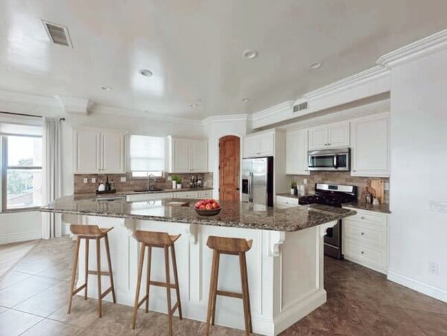 Building Photo - Gorgeous Custom Home in Carlsbad - 1 Mile ...