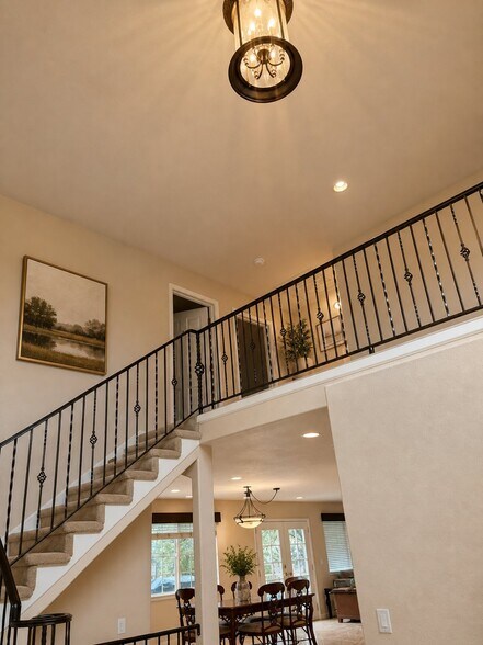Building Photo - 8374 Piney Creek Rd