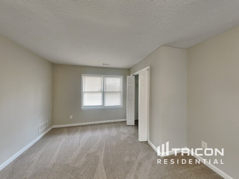 Building Photo - 1605 Windy Hill Pl SE