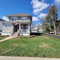 Building Photo - 100 3rd St