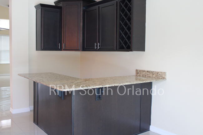 Building Photo - Beautiful 4 Bedroom 2.5 Bath Home with Hea...