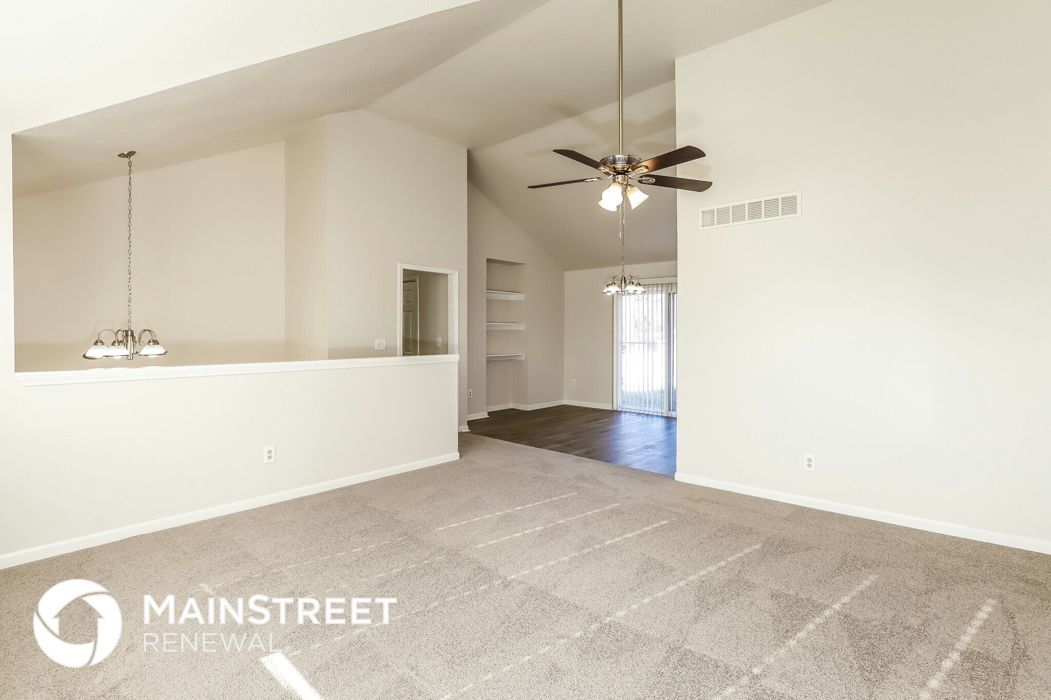 Building Photo - 100 Limit St