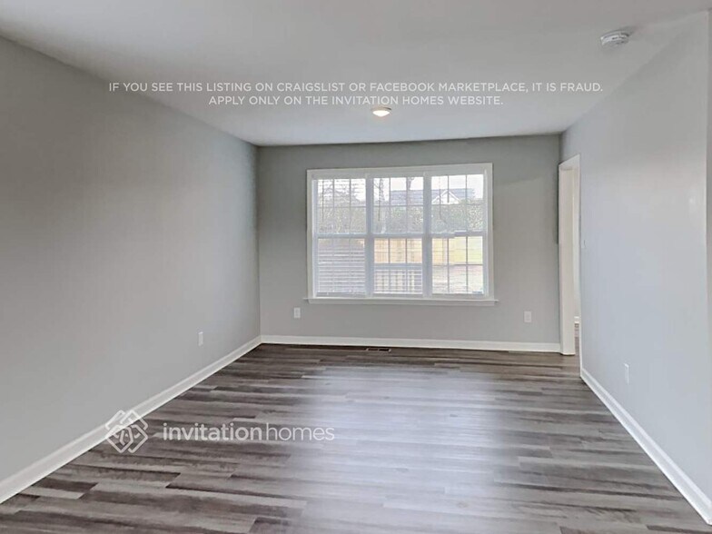 Building Photo - 105 Breezewood Ln