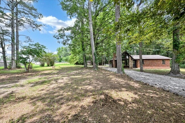 Building Photo - 441 Co Rd 539