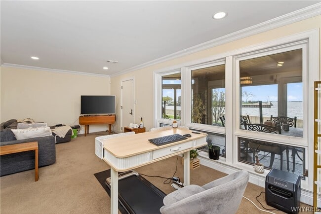 Building Photo - 36 Harbour Pointe Common