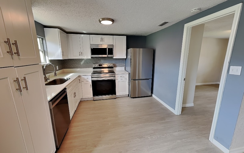 Building Photo - 502 Dunbar Ave