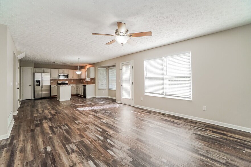 Building Photo - 1561 Meadowlark Ln