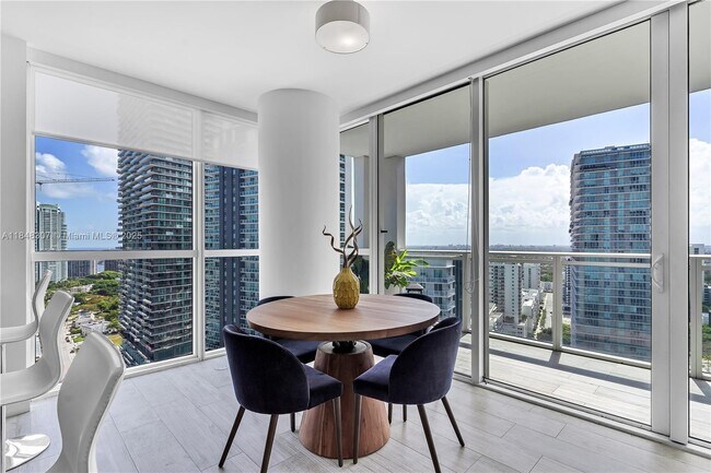 Building Photo - 1080 Brickell Ave