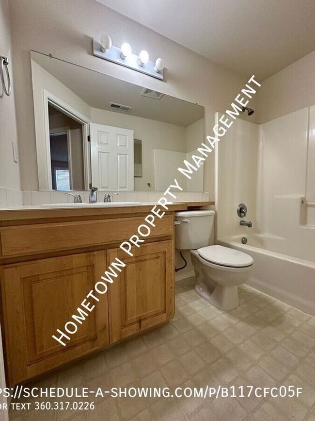 Building Photo - 8523 Sweetbrier Loop SE