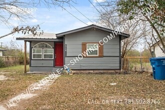 Building Photo - 518 Rotary-