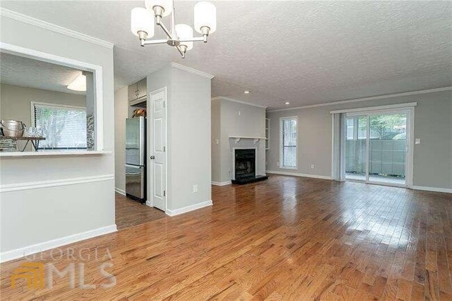 Building Photo - 306 Wynnes Ridge Cir SE