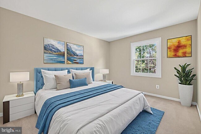 Building Photo - 8537 Hooes Rd