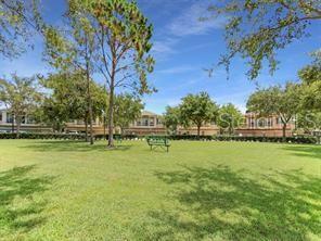 Building Photo - 1519 Broken Oak Dr