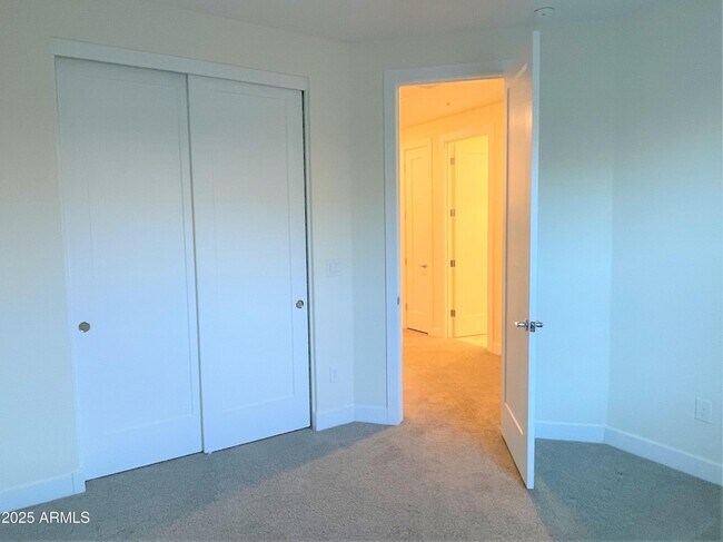 Building Photo - 3855 S McQueen Rd
