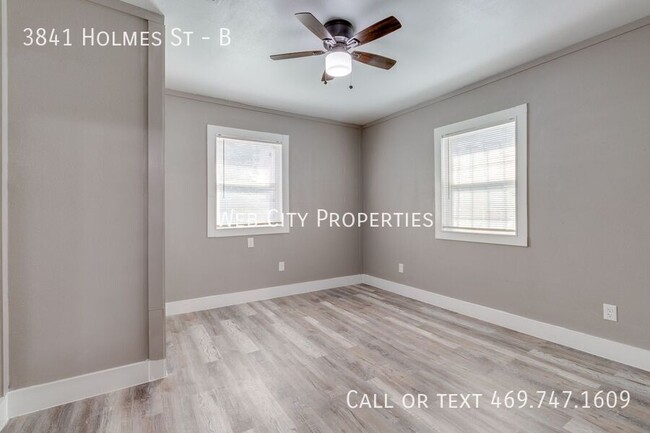 Building Photo - 3841 Holmes St