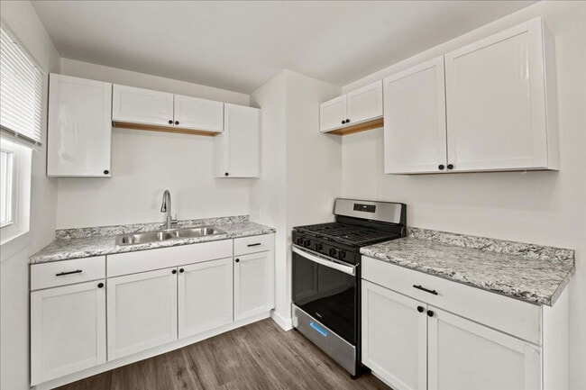 Building Photo - 3068 Worthington Ave