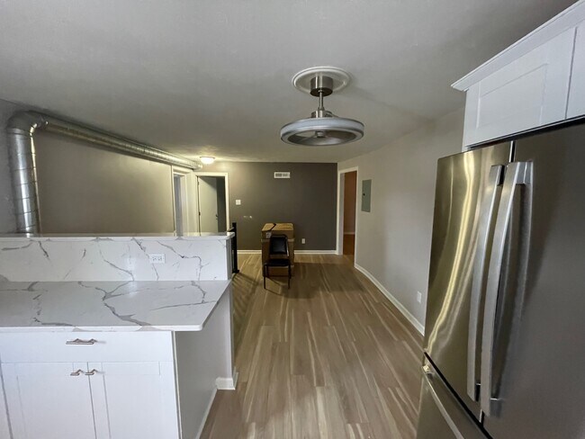 kitchen - 919 Pennsylvania Ave