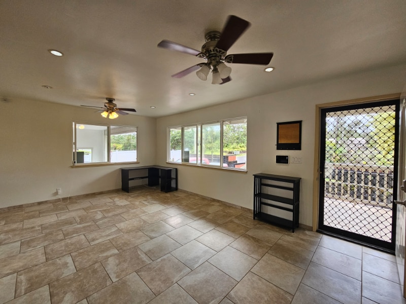 Building Photo - 15-1331-1331 24th Ave