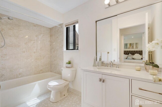 Building Photo - 31 Gate House Ln