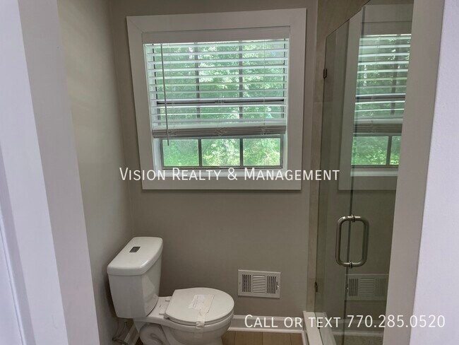 Building Photo - 4125 Flat Shoals Rd