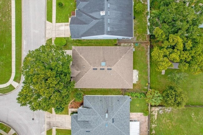 Building Photo - 3521 Moss Pointe Pl