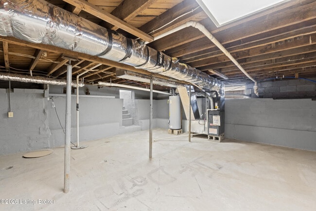 Building Photo - 1710 Pershing Ave