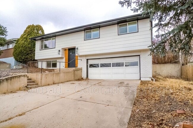 Building Photo - 3660 Brentwood Terrace